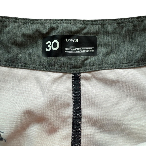 Hurley Men's 9” Valley Sunset Striped Board Shorts Size 30 Multicolor Beachwear - Picture 5 of 6